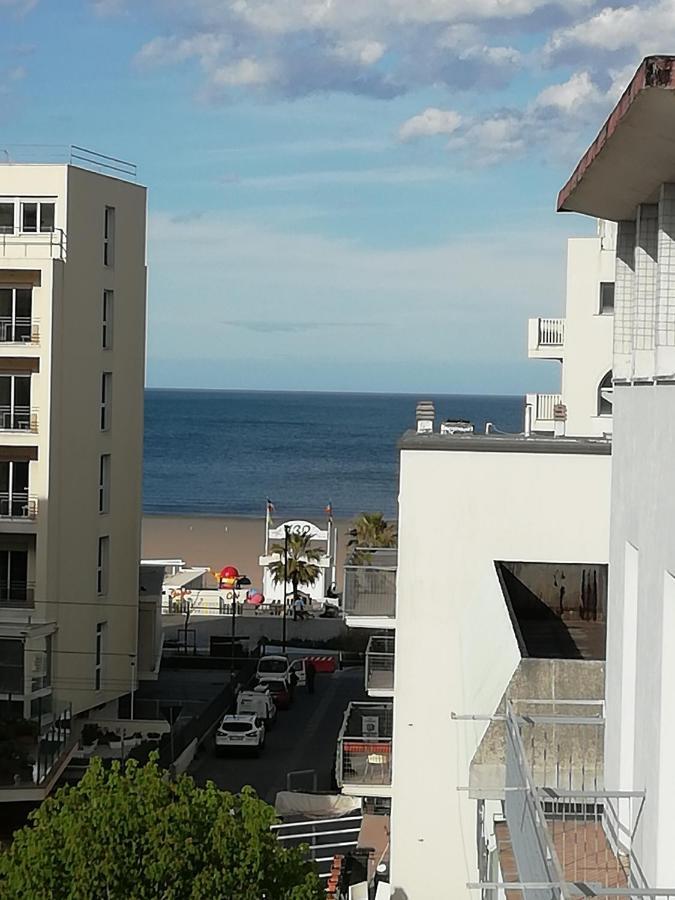 Hotel Mediterraneo 里米尼 外观 照片